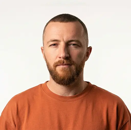 Vali Tronaru – brand and product designer-developer, professional portrait.